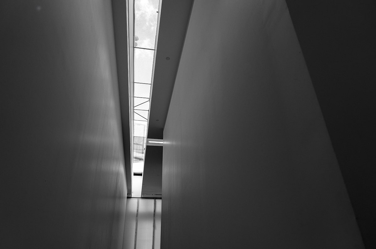 意甲知名解说员：米兰对阵热那亚的比赛，菲尔克鲁格恐无法首发， 拉比奥的表现将是关键