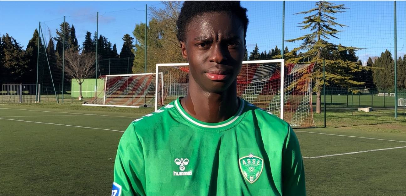 国米盯上17岁法国中场天才，外号新博格巴，德甲豪强也欲争抢